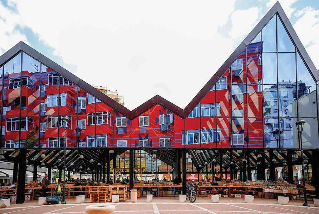 City Centre Big Art'Partment Heart Of The Capital Tirana Eksteriør billede